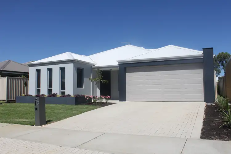 Second view of Homely house listing, 40 Sorrento Turn, Secret Harbour WA 6173