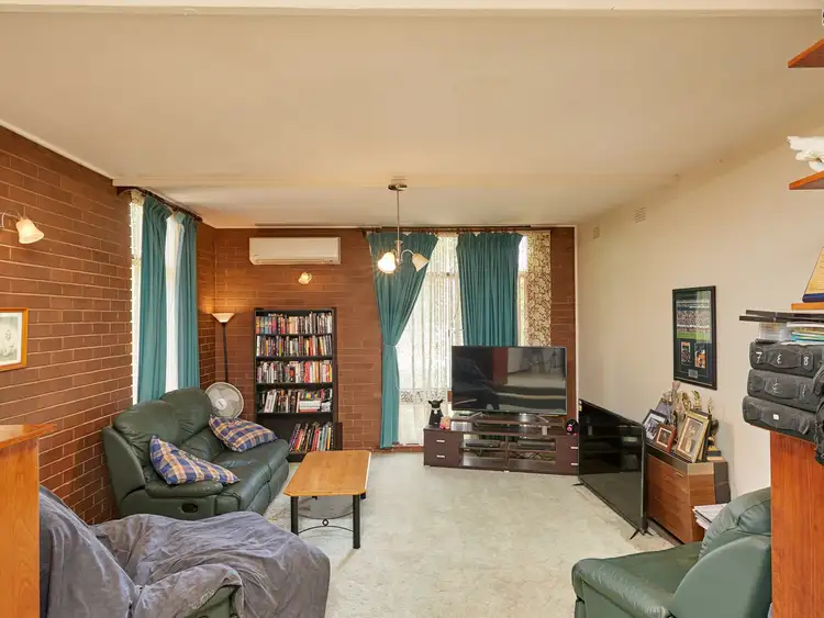 Third view of Homely house listing, 33 Nixon Crescent, Tolland NSW 2650