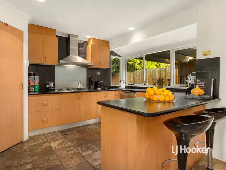 Fourth view of Homely house listing, 1 Deanside Close, Seabrook VIC 3028