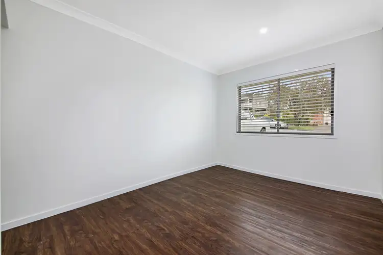 Fifth view of Homely semi-detached listing, 2/39 Shirley Street, Southport QLD 4215