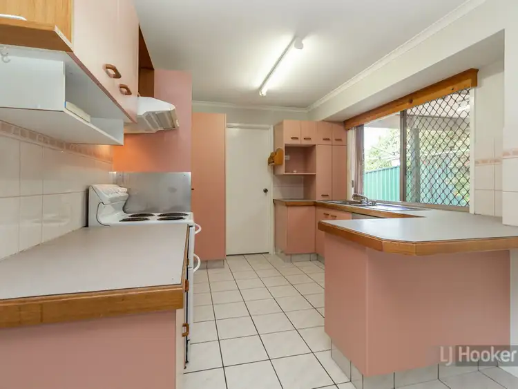 Third view of Homely house listing, 4 Piccadilly Court, Browns Plains QLD 4118