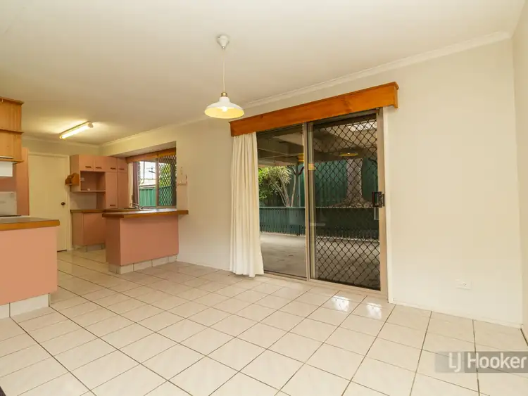 Fourth view of Homely house listing, 4 Piccadilly Court, Browns Plains QLD 4118