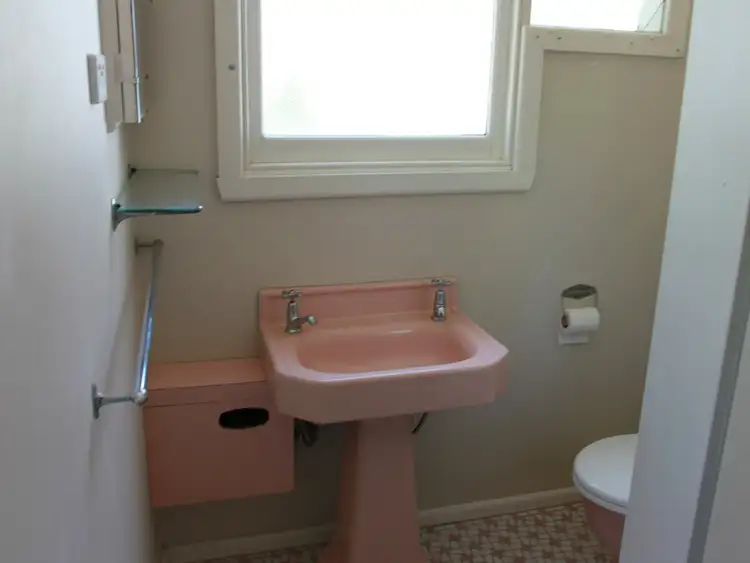 Sixth view of Homely house listing, 16 Perkins Street, Alexandra VIC 3714