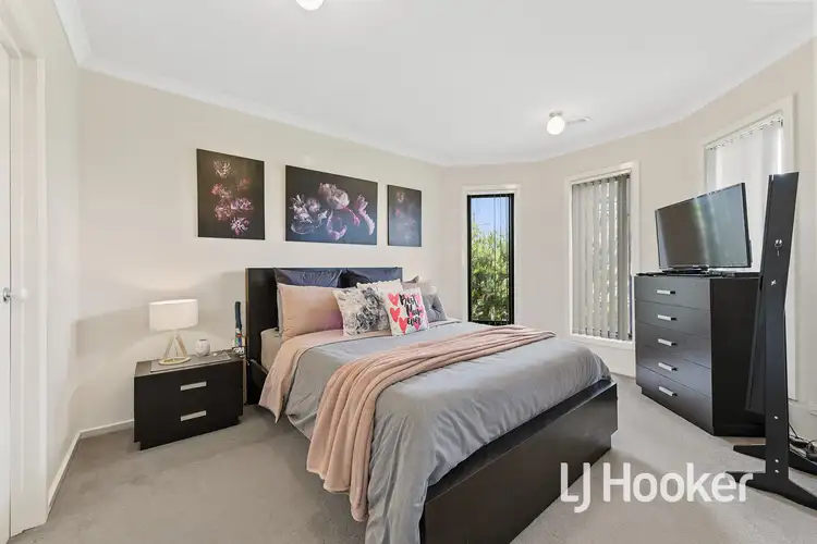 Sixth view of Homely unit listing, 17/137 Ahern Road, Pakenham VIC 3810