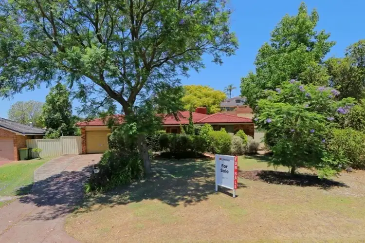 44 Hillock Circle, Leeming WA 6149