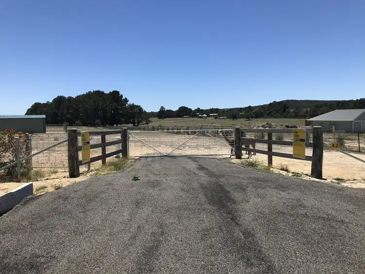 42 Merino Road, Marulan NSW 2579