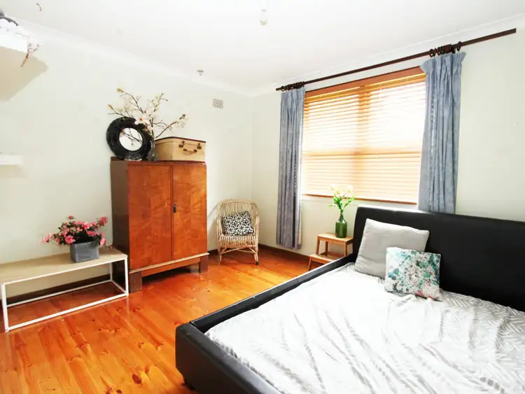 Fifth view of Homely house listing, 124 Kareela Avenue, Penrith NSW 2750