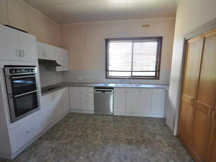 Second view of Homely house listing, 32 Alexander Parade, Bairnsdale VIC 3875
