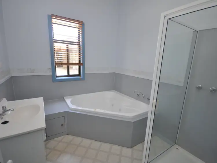 Third view of Homely house listing, 32 Alexander Parade, Bairnsdale VIC 3875
