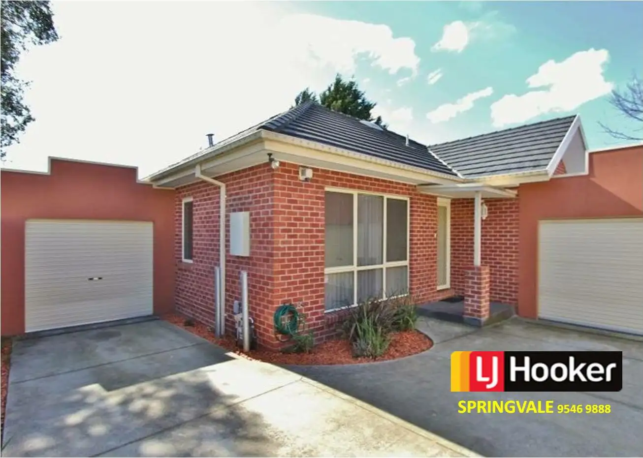 Main view of Homely unit listing, 2/11 WHITWORTH AVENUE, Springvale VIC 3171