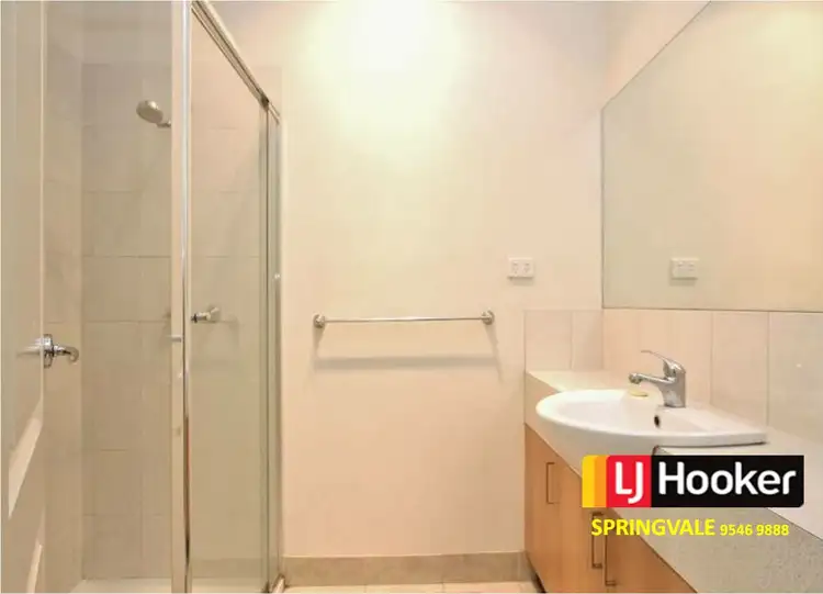 Fifth view of Homely unit listing, 2/11 WHITWORTH AVENUE, Springvale VIC 3171