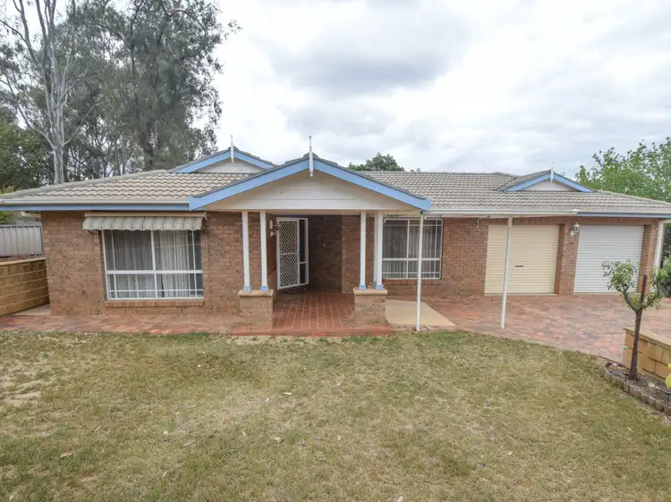 15 Back Creek Road, Young NSW 2594