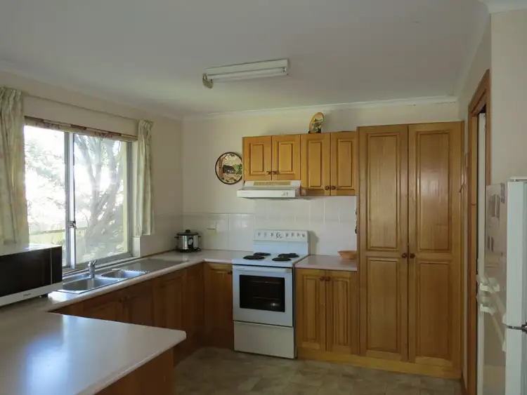 Sixth view of Homely house listing, 15 Harnham Drive, Bairnsdale VIC 3875