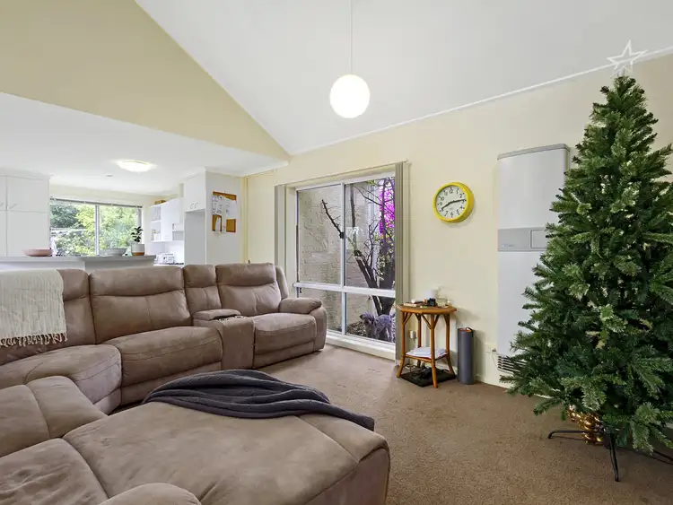 Fifth view of Homely house listing, 11 Poplar Avenue, Traralgon VIC 3844