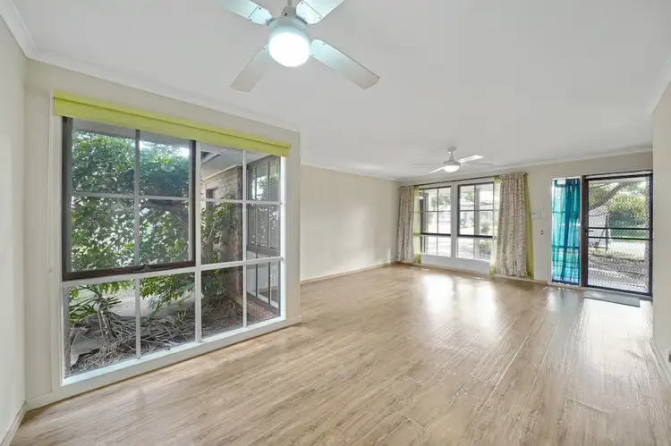 17 Edmund Place, Rosemeadow NSW 2560