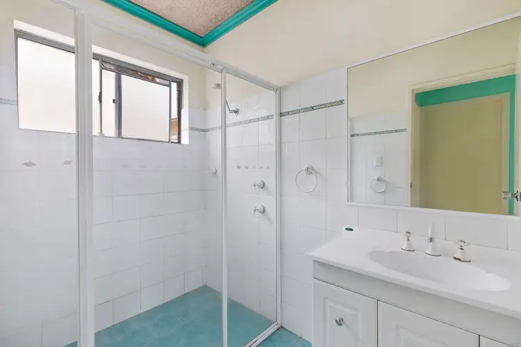 Fifth view of Homely unit listing, 10/24 Terrigal Esplanade, Terrigal NSW 2260