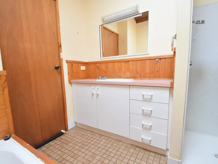 Sixth view of Homely house listing, 2 Jimmy Noonan Close, Young NSW 2594