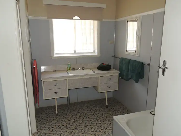Sixth view of Homely house listing, 1 Cobham Avenue, Swan Hill VIC 3585