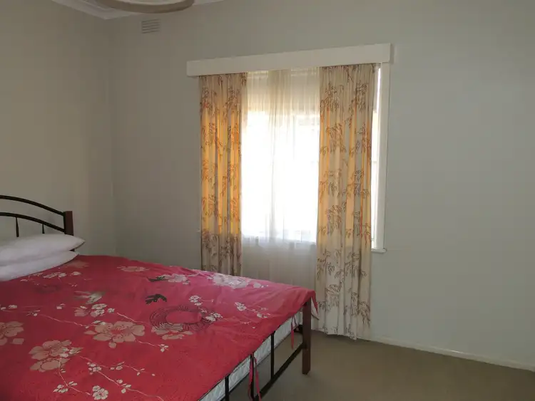 Seventh view of Homely house listing, 1 Cobham Avenue, Swan Hill VIC 3585