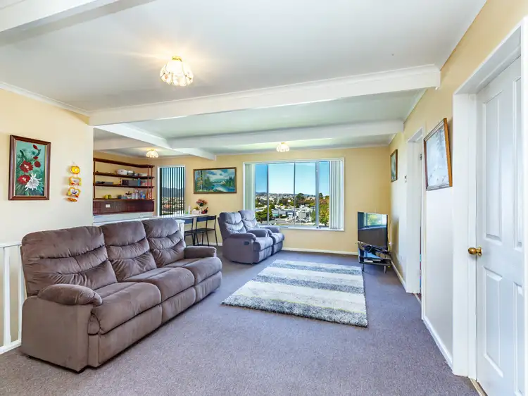Unit 2/10 Weston Place, Montrose TAS 7010