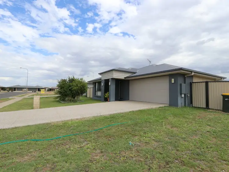 Second view of Homely house listing, 6 Costello Court, Emerald QLD 4720