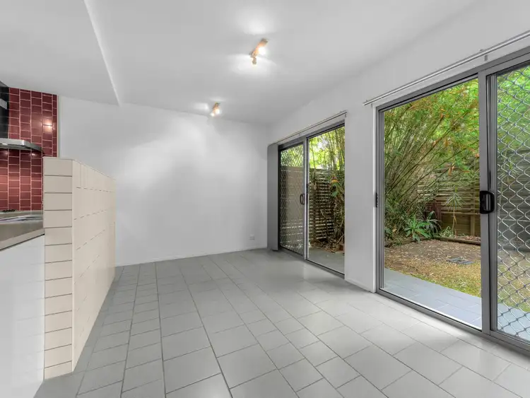 Sixth view of Homely townhouse listing, 2/73 Ethel Street, Chermside QLD 4032