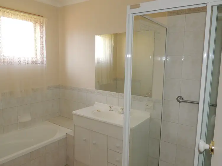 Third view of Homely unit listing, Unit 1/41 Poole Boulevard, Swan Hill VIC 3585