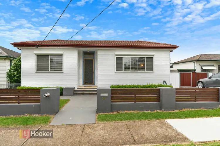 14 Picasso Crescent, Old Toongabbie NSW 2146