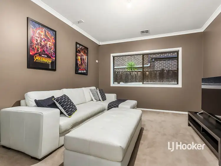 Fifth view of Homely house listing, 33 Grandpark Circuit, Point Cook VIC 3030