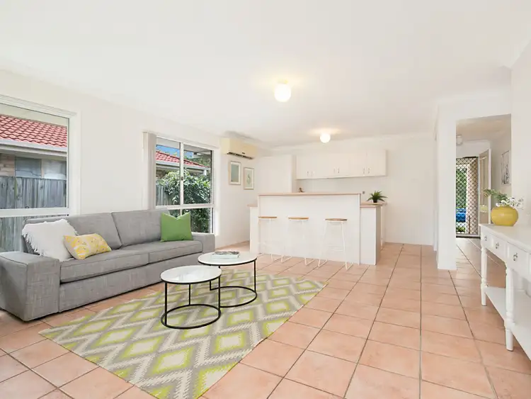 50 Evelyn Road, Wynnum West QLD 4178
