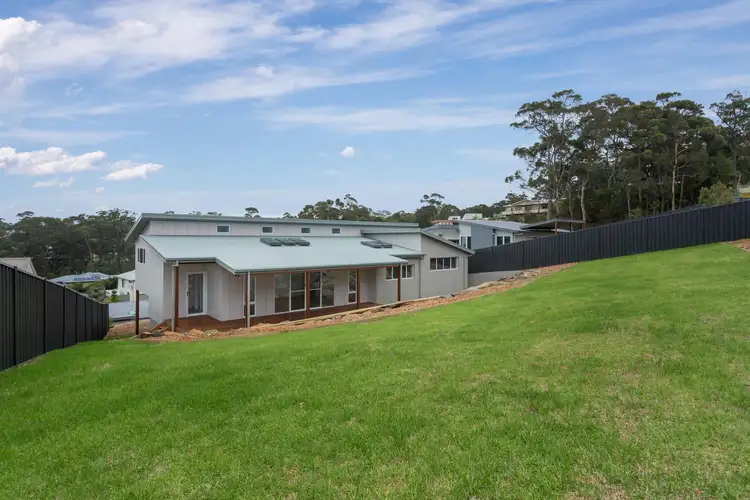 7 Bowerbird Place, Malua Bay NSW 2536