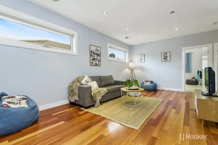 Fifth view of Homely house listing, 10 Freshwater Point, Sanctuary Lakes VIC 3030