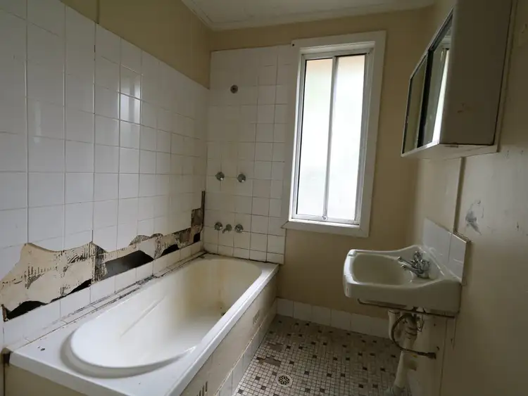 Sixth view of Homely house listing, 185 Fernleigh Road, Ashmont NSW 2650