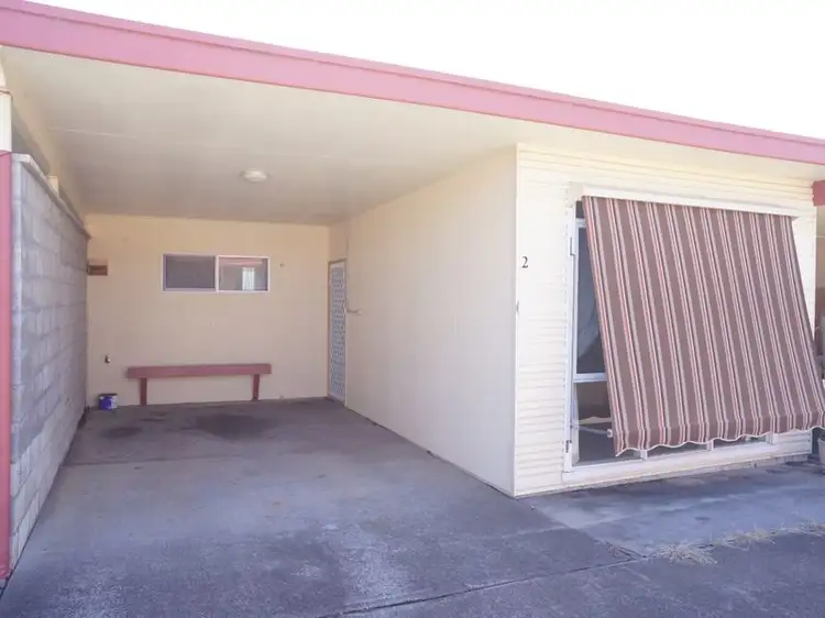 2/39-41 Old Bar Road, Old Bar NSW 2430