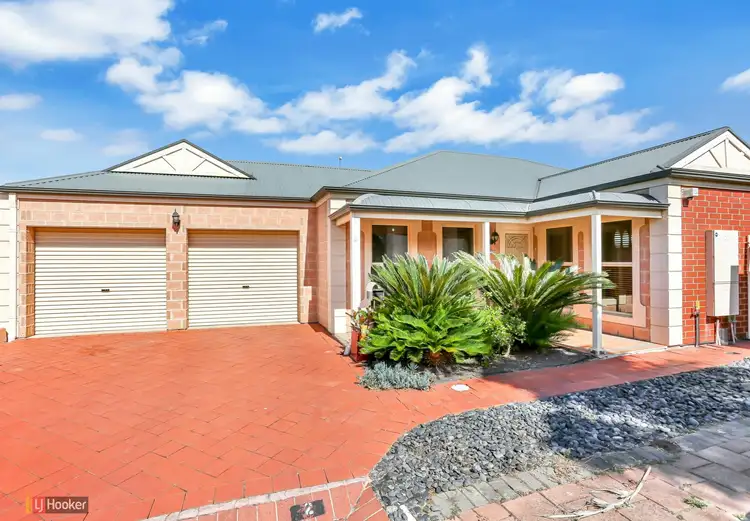 2 Greenleaf Court, Mawson Lakes SA 5095
