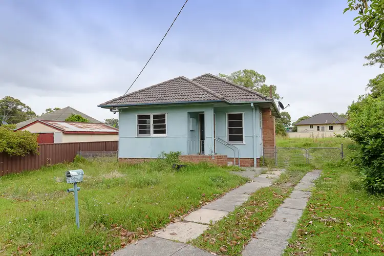 2 Manuel Street, Glendale NSW 2285