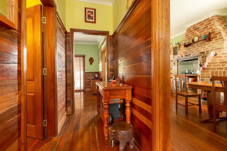 21 Bent Street, Batemans Bay NSW 2536