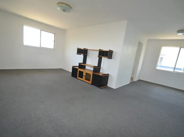 Third view of Homely house listing, 10 Bushing Street, Wynnum West QLD 4178