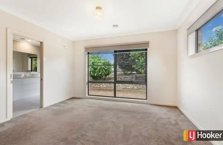 Sixth view of Homely house listing, 2 The Outlook, Hidden Valley VIC 3756