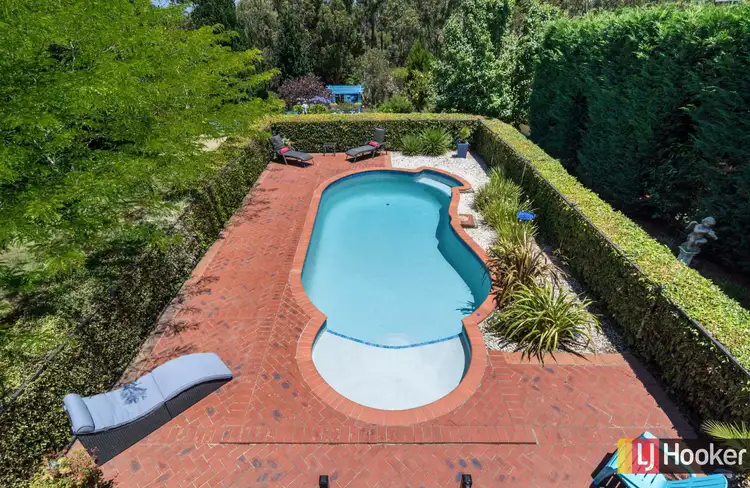 Fifth view of Homely house listing, 8 Uno Court, Hidden Valley VIC 3756