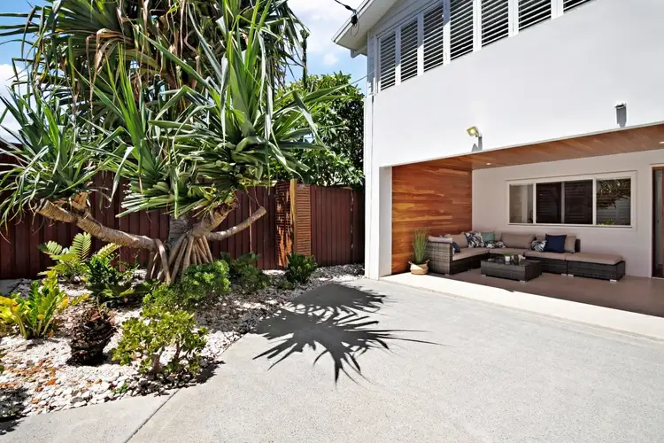 Fifth view of Homely house listing, 22 Petrel Avenue, Mermaid Beach QLD 4218