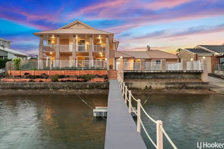155 Griffith Road, Newport QLD 4020