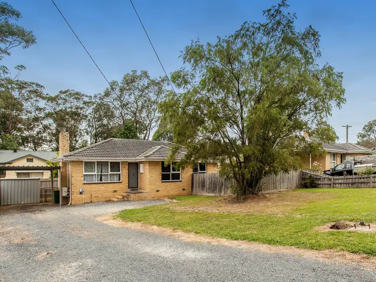 73 Dryden Concourse, Mooroolbark VIC 3138