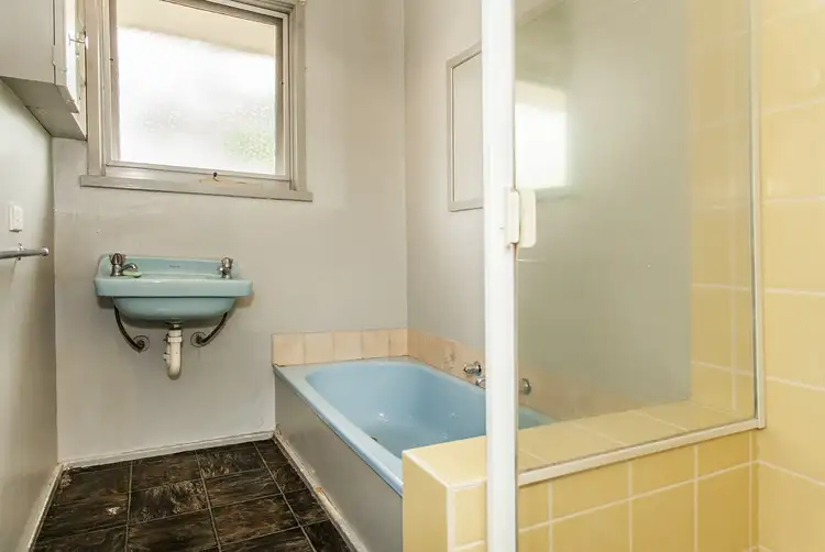 Fifth view of Homely house listing, 73 Dryden Concourse, Mooroolbark VIC 3138