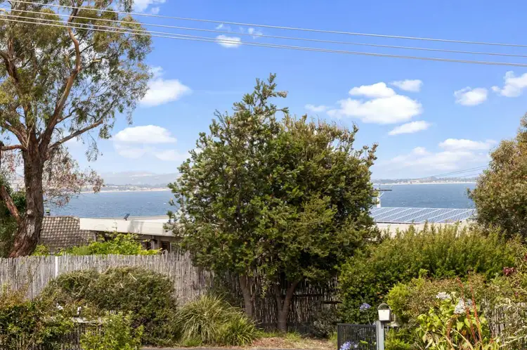 Unit 1/3 Carinya Street, Blackmans Bay TAS 7052