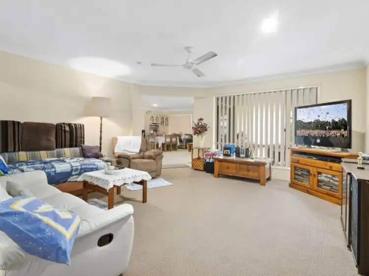 2 Willowleaf Circuit, Upper Caboolture QLD 4510