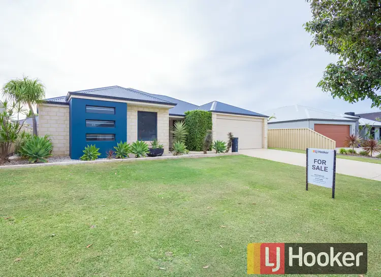 Second view of Homely house listing, 8 Apsley Circle, Millbridge WA 6232