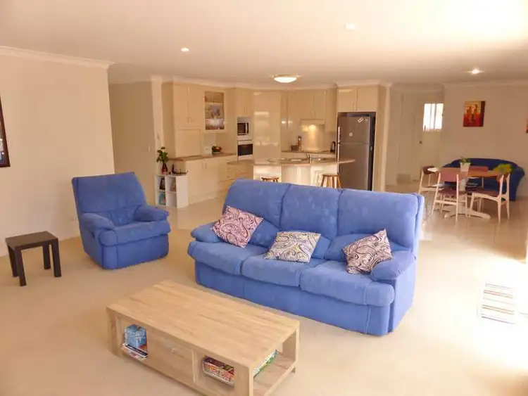 Fifth view of Homely villa listing, 2/3 Ballingal Way, Forster NSW 2428