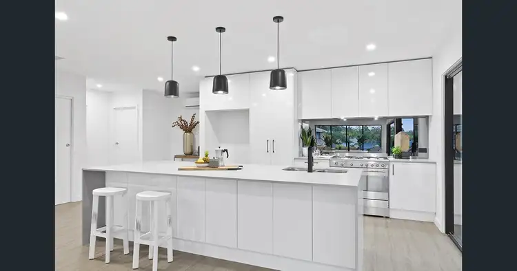 2/14 Pinehurst Place, Robina QLD 4226