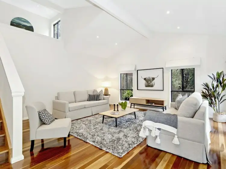 18 Woodlands Place, Figtree NSW 2525